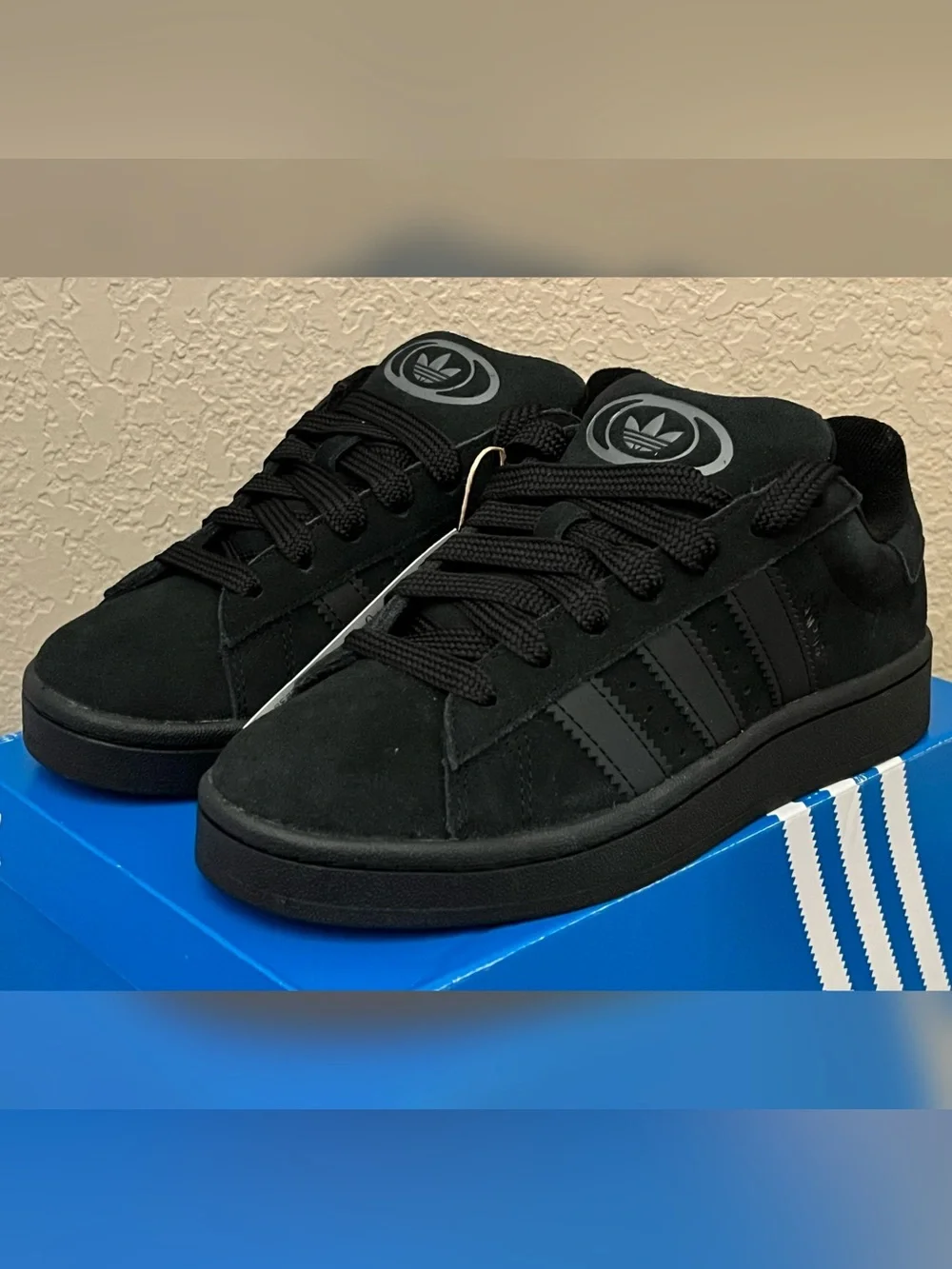 Adidas Campus 00s Black Suede Color Shoes    Kids Size-4.5